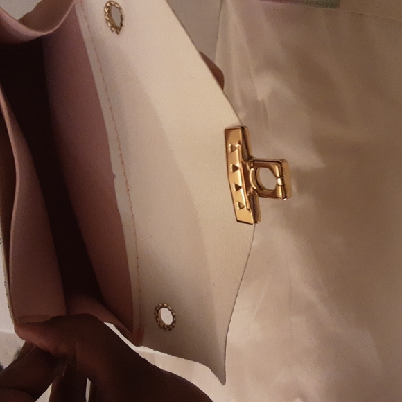 Girl's Toddler Dress Up Purse Set - Picture 2 of 7